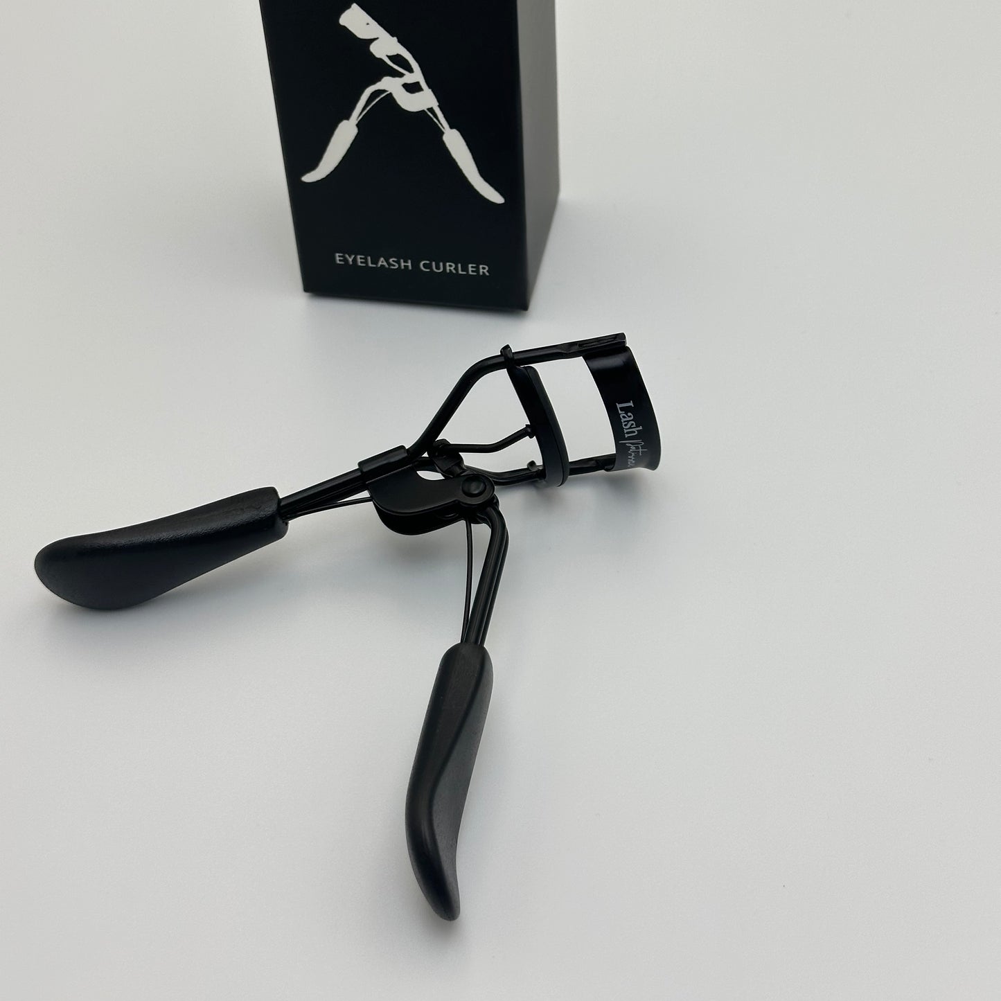 Eyelash Curler.