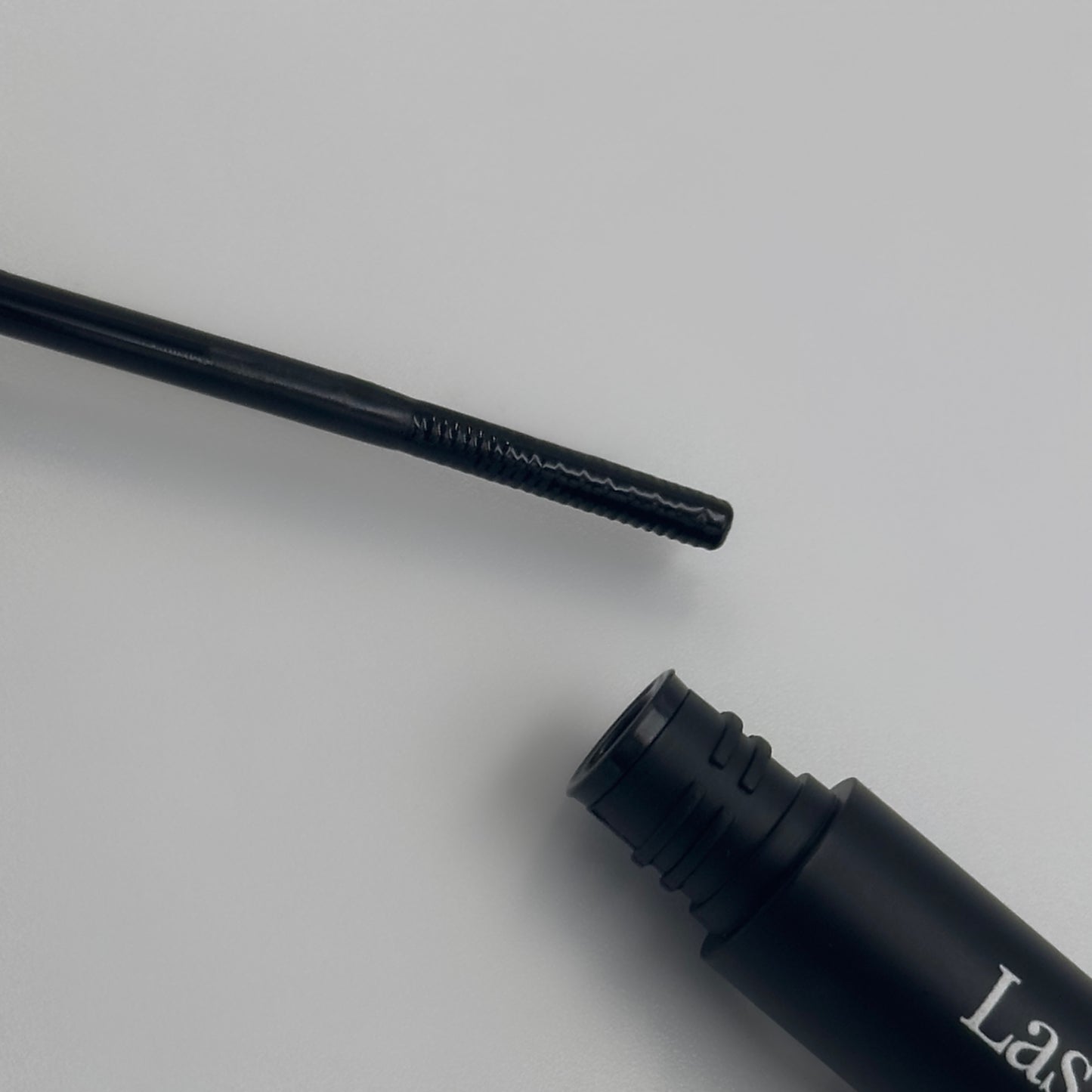 Rose-Oil Lash Remover – Individual.