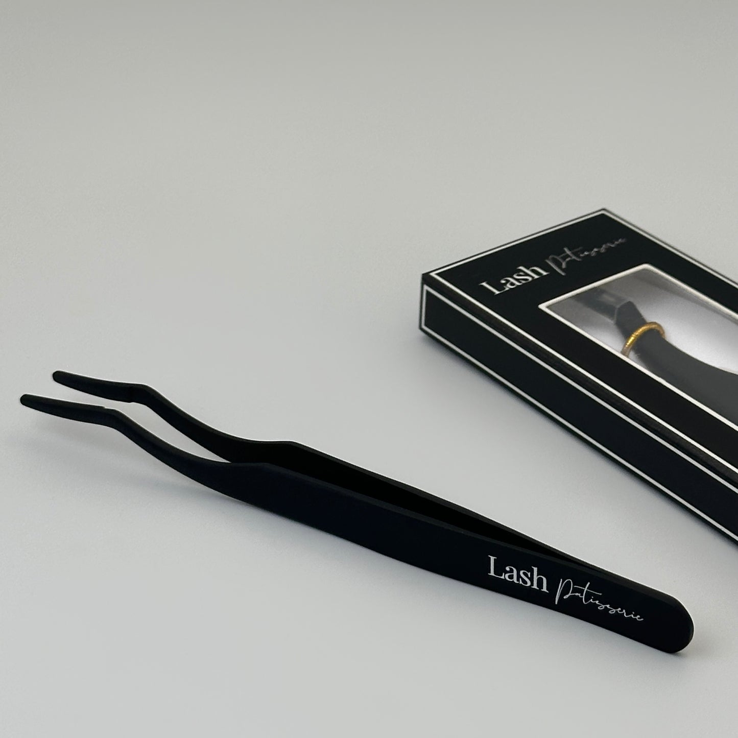Precision Tweezers. Lash Application Tool.