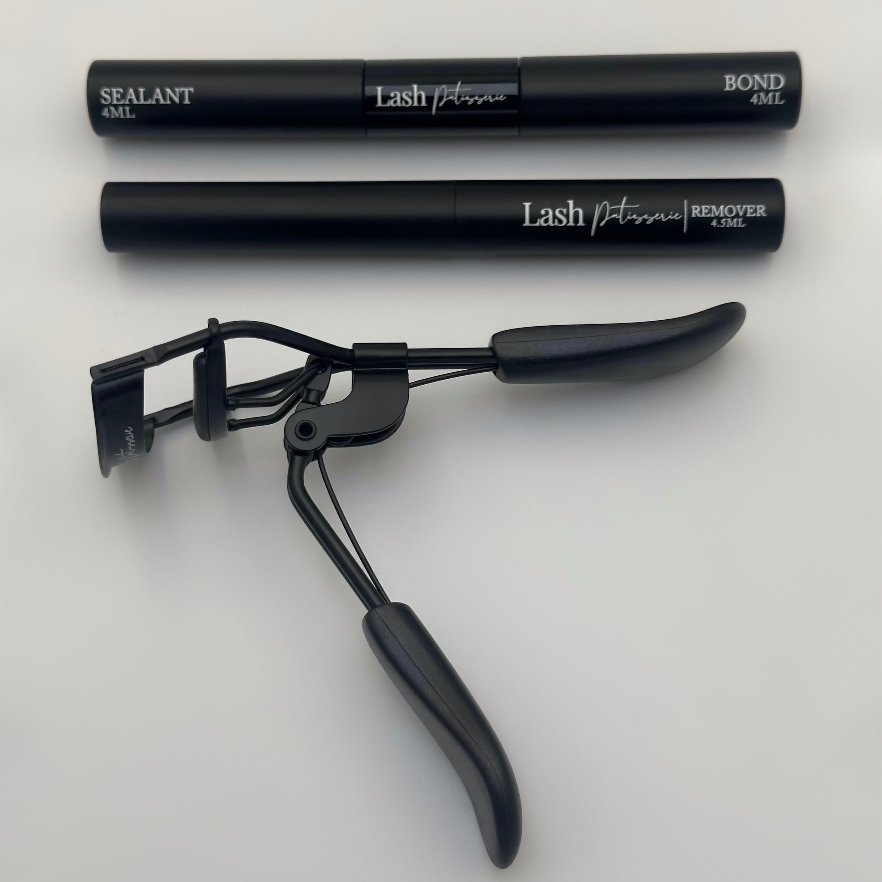 ESSENTIALS TOOLS SET.