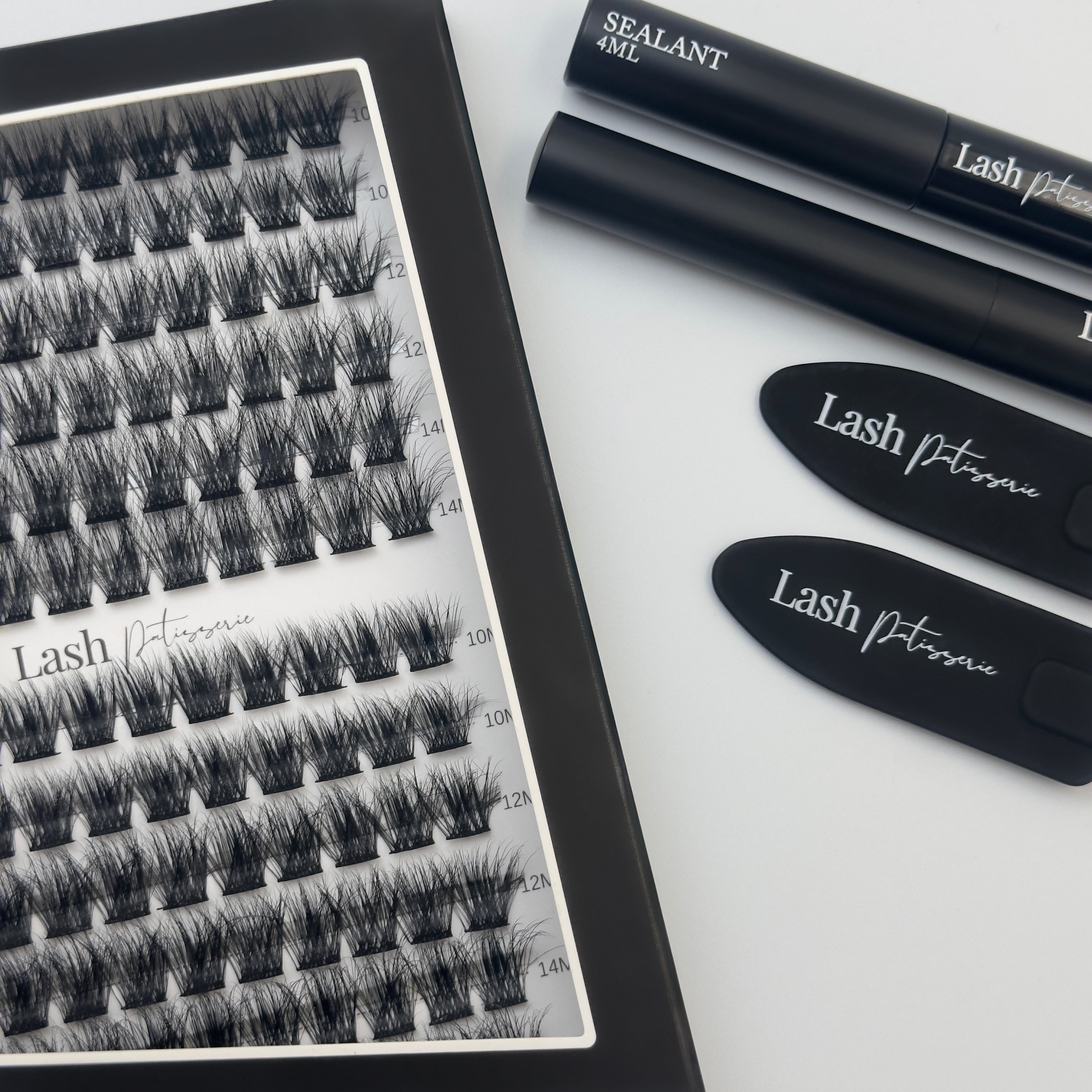 FLUFFY LASH SET (10–14MM).