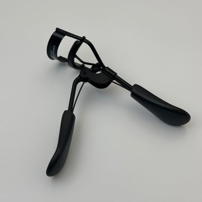 Eyelash Curler.