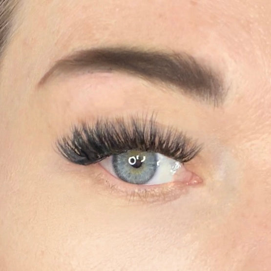 NOIR LASH SET. (8–12MM).