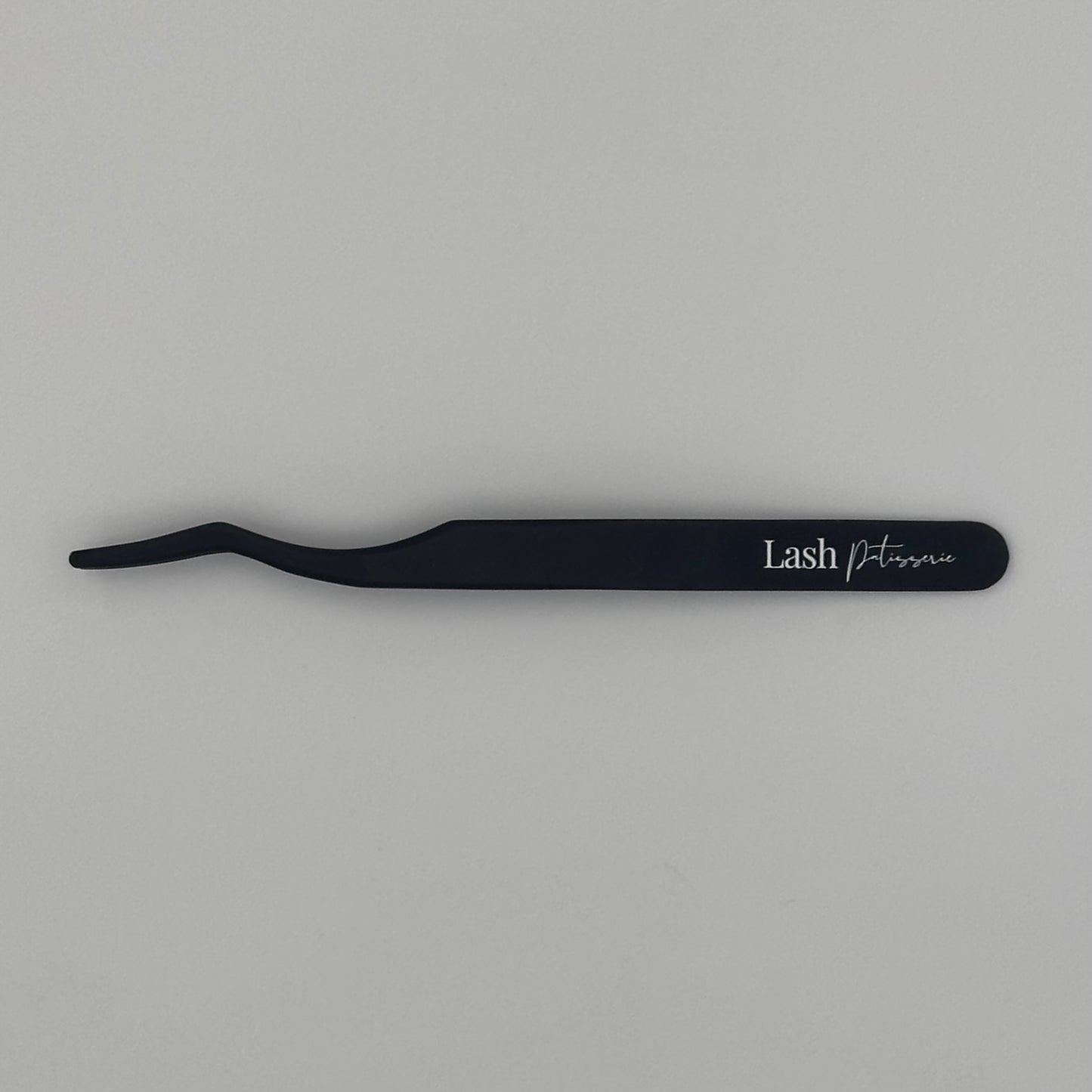 Classic Lash Tweezers.