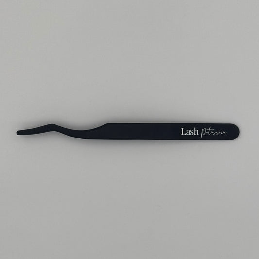 Classic Lash Tweezers.