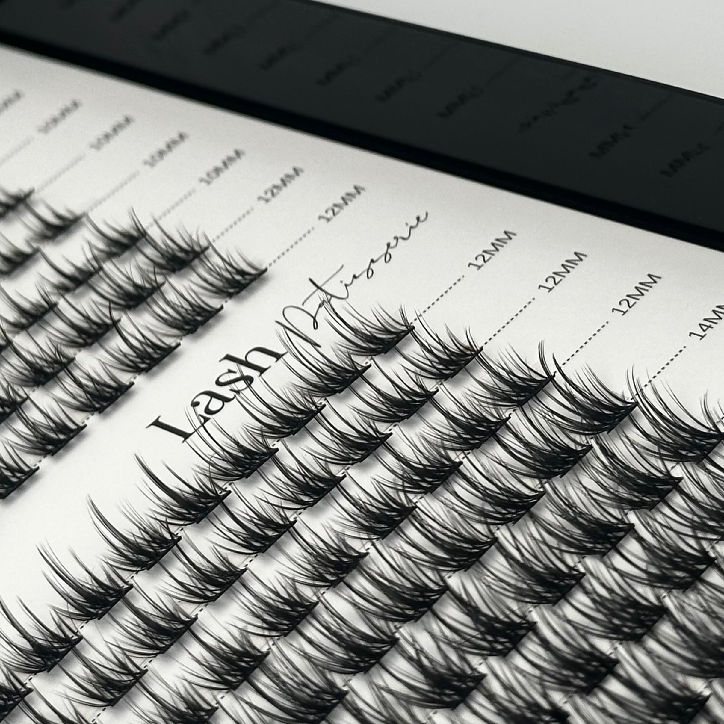 LASH BOOKLET VOL. 1 SET. (8-16MM).