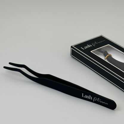 Precision Tweezers. Lash Application Tool.