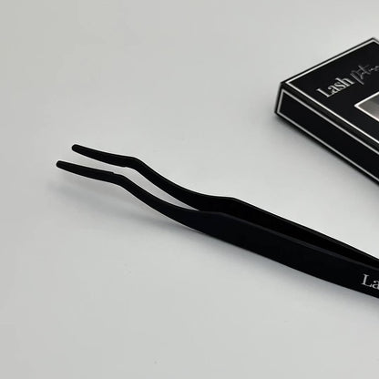 Precision Tweezers. Lash Application Tool.